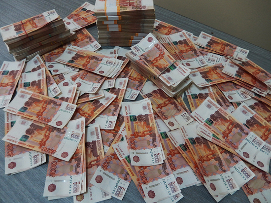 Более 14 млн рублей вынес грабитель из калужского банка