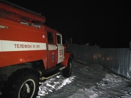Бытовка пала жертвой огня в Кимовске