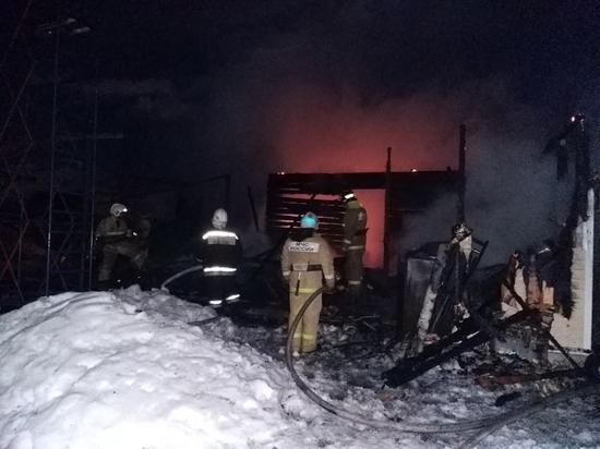 Человек пострадал в пожаре дачного дома под Калугой