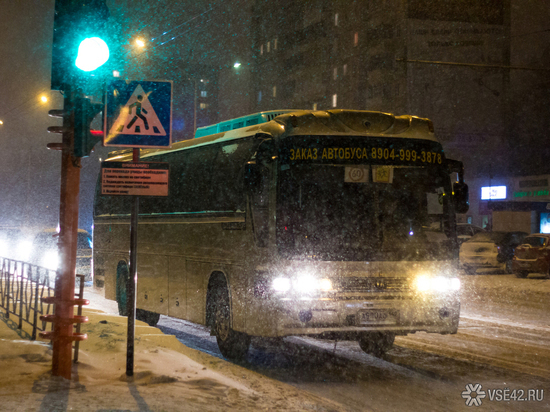 Пьяный пассажир устроил скандал в междугороднем автобусе в Белове
