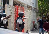 Полиция Гаити задержала группу вооруженных людей из 8 человек