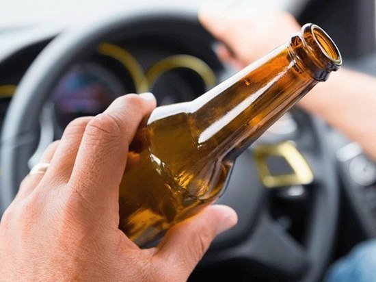 Пьяный водитель не доехал до алкомаркета в Тверской области