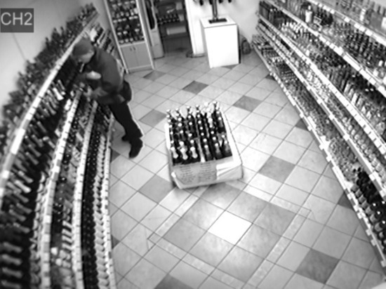 В Смоленске задержан вор, похитивший продукты из магазинов 14 раз