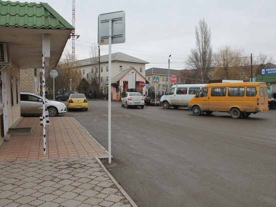 Власти Будённовска оборудуют парковку у больницы по обращению ОНФ