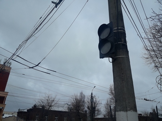 В Твери сломался светофор в центре города