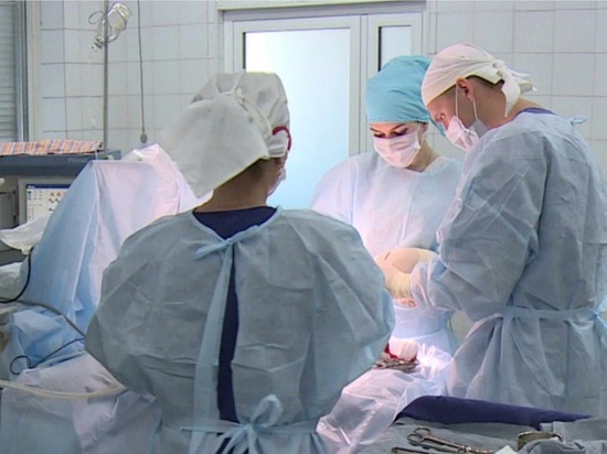 Кузбасские врачи освоили способ лечения пупочной грыжи без шрамов