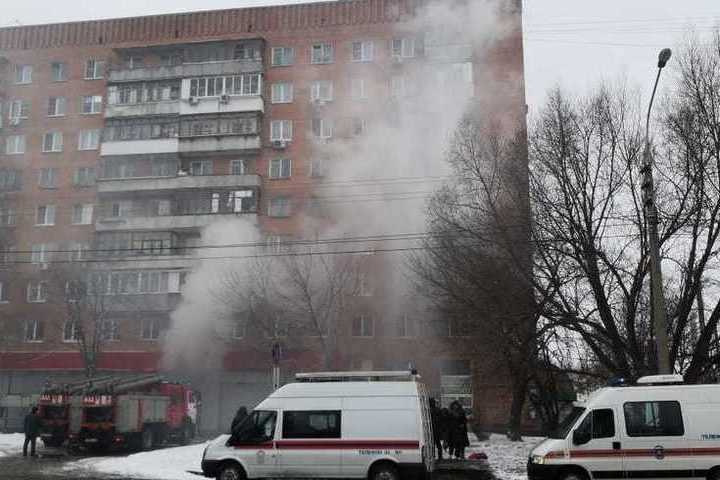 Лейтейзена в туле 25. Что горит в туле сейчас. Пенополистирол после пожара. Пожар в туле вчера. Тула пожар стоматология на улице короленко горит.