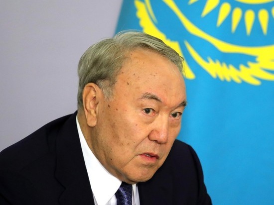 Назарбаев объявил об отставке правительства Казахстана