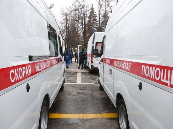 Больницы Нижегородской области получили 19 новых автомобилей