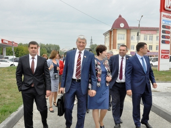 Барнаульские депутаты отказались от ежемесячных компенсаций
