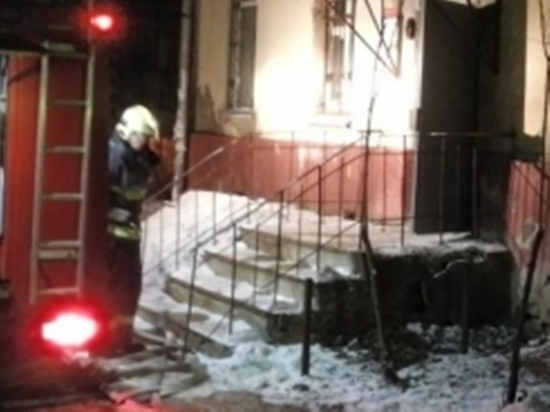 В Калуге загорелась квартира в жилом доме