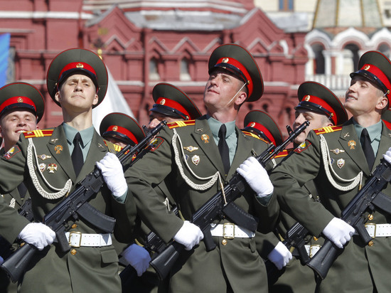 Что написать защитникам Отечества в День российской армии