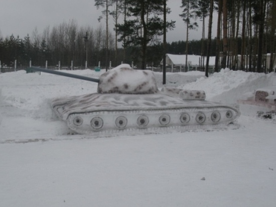 Заключенные ивановской колонии соорудили танк