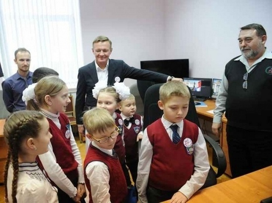 Врио курского губернатора ответил на вопросы детей