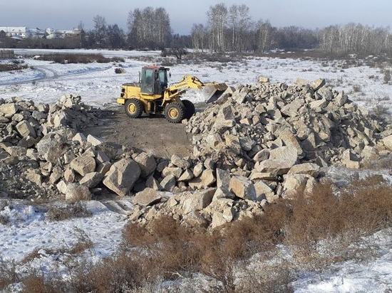 Власти города Кызыла (Тува) начали укреплять защитные дамбы