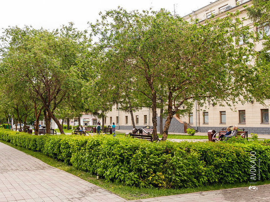 Кемеровчан зовут на экскурсию по монументальному зданию в центре города