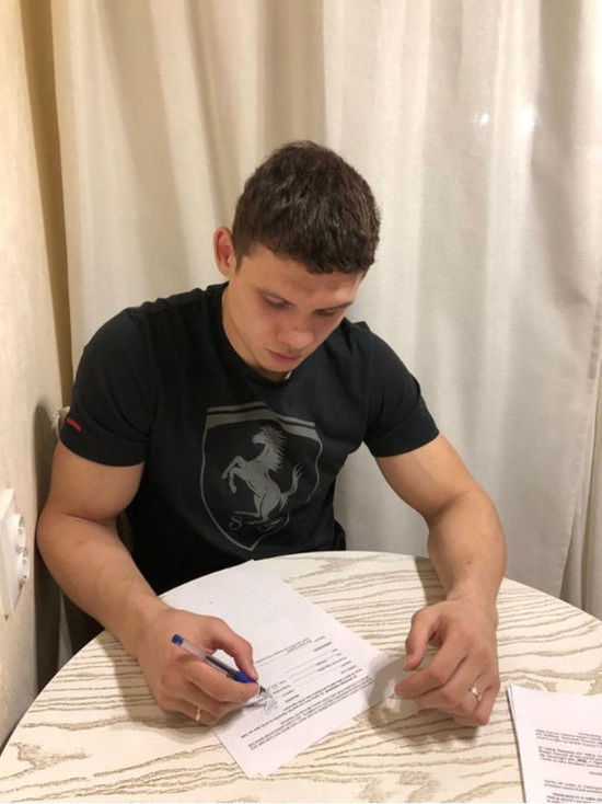 Мастер смешанных единоборств из Кузбасса подписал контракт с UFC