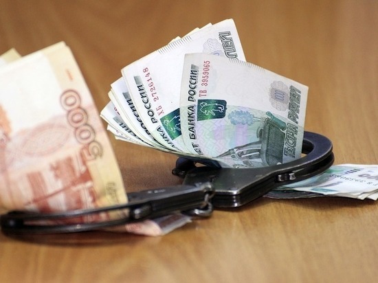 Полковник полиции в Северной Осетии попался на взятке в 100 тысяч долларов