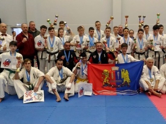 Ивановские каратисты завоевали 90 медалей на Чемпионате и Первенстве России