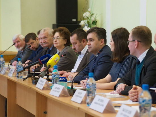 Глава Ивановской области обсудил с активистами ОНФ «мусорную» проблему