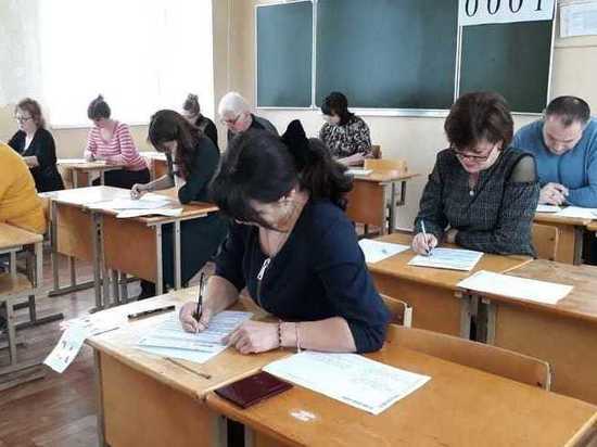 Учителя и родители выпускников в Железноводске ждут результатов ЕГЭ
