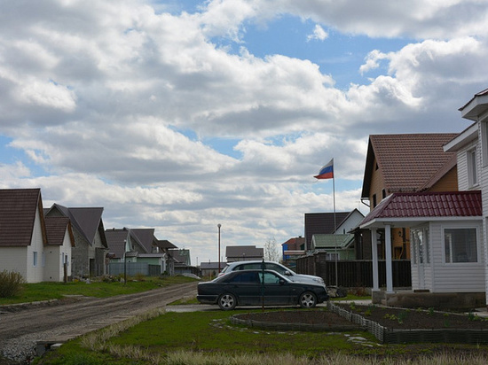Земля под школу  и детский сад в поселке под Барнаулом оказалась частной собственностью