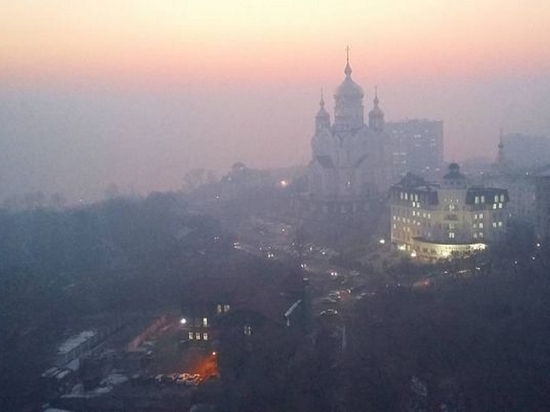 Хабаровск второй день окутан дымом из-за пожаров в Китае