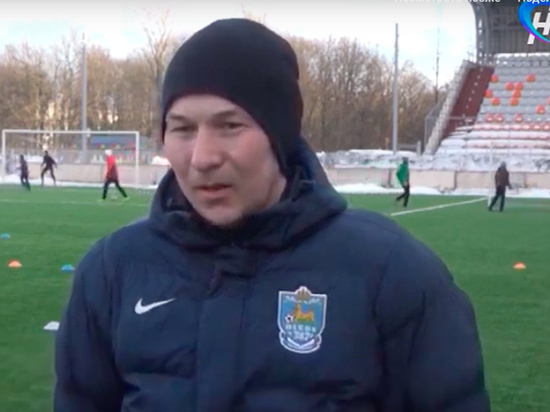 Экс-вратарь «Пскова-747» стал тренером новгородской спортшколы