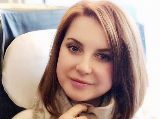 Фигуристка Слуцкая попросила помощи из-за травли её дочери в школе Фигуристка Слуцкая попросила помощи из-за травли её дочери в школе