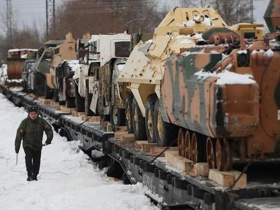 В Псковскую область прибудет поезд с трофейным оружием сирийских боевиков