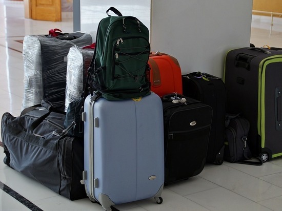 Пассажиры авиарейса «Санкт-Петербург-Чита» заявили об утере багажа