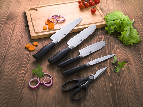 «Пятерочка» предлагает покупателям собрать коллекцию ножей со скидкой до 98%