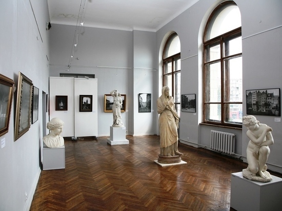 Калининградский музей изобразительных искусств пригласил посетить выставки бесплатно