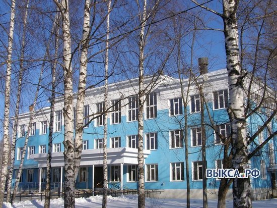 Крыша протекла в отремонтированной школе в Выксе