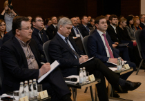 На прошлой неделе губернатор Александр Гусев принял участие в работе стратегической сессии «Современное государственное управление