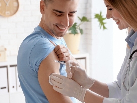 В Мурманскую область доставили вакцины от трех болезней