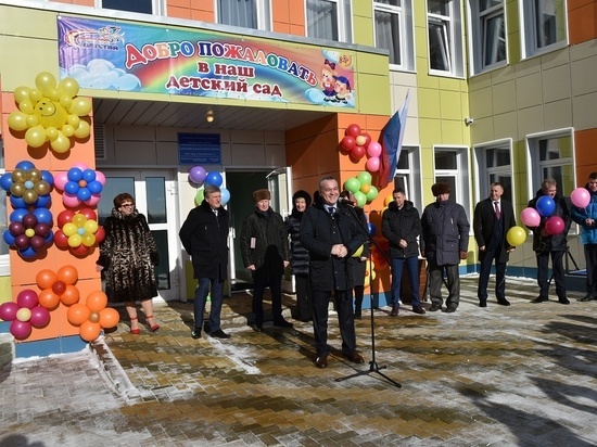 На 8 марта кировским мамам подарили новый детский сад