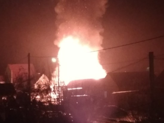 Несколько человек пострадало при пожаре в Кирове