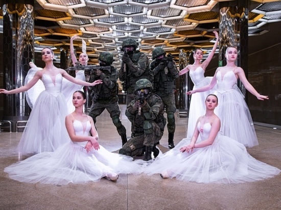 Екатеринбургские военные и балерины попали на страницы The Guardian