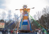 Сразу несколько национальных праздников в Масленицу прошли на одной площадке Екатеринбурга