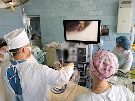 Астраханские онкологи используют новое оборудование при проведении операций