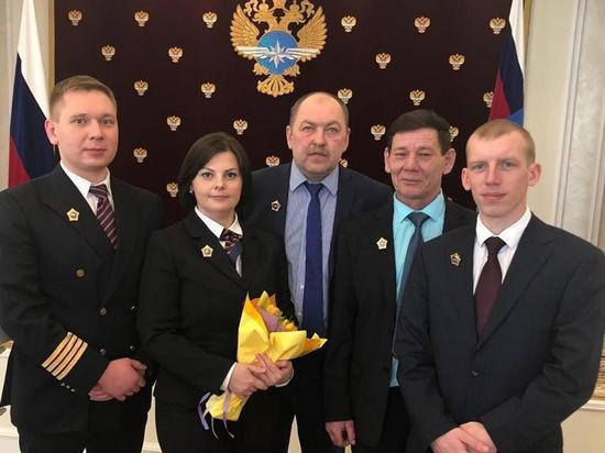 Глава минтранса России наградил сотрудников аэропорта «Уфа» за мужество Глава минтранса России наградил сотрудников аэропорта «Уфа» за мужество