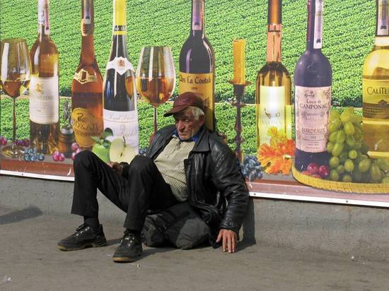 Эксперты предложат Путину ограничить продажу алкоголя в спальных районах