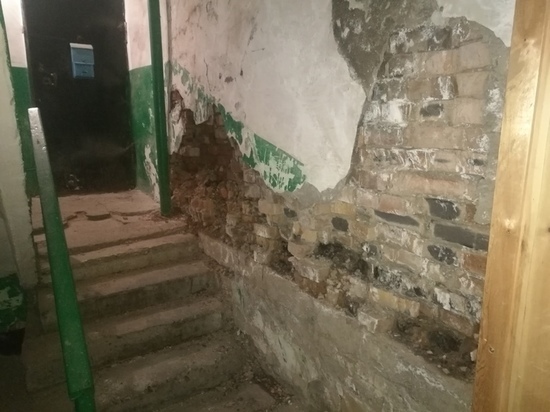 Минтер Забайкалья сообщил о скором расселении разрушающегося дома на КСК