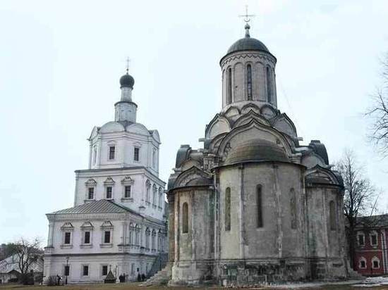 В Москве может повториться история с Исаакиевским собором