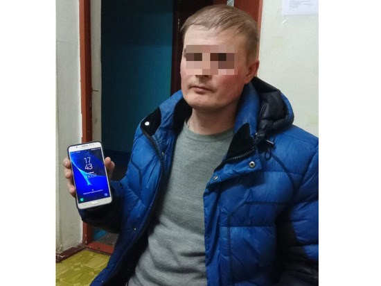 Чебоксарец похитил забытый в бане телефон