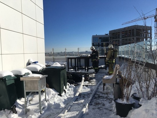 Спасатели выезжали на сигнал о пожаре в гостиницу в Екатеринбурге