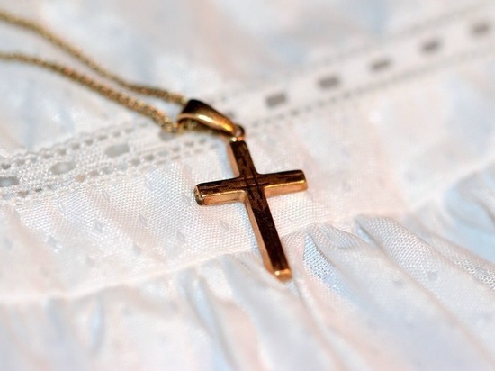 Нижегородку осудили за кражу золотого креста из кабинета флюорографии