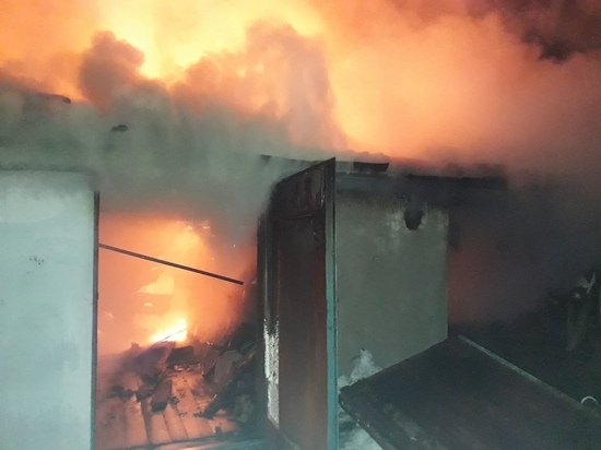 24 гаража горели в кооперативе в Сегеже