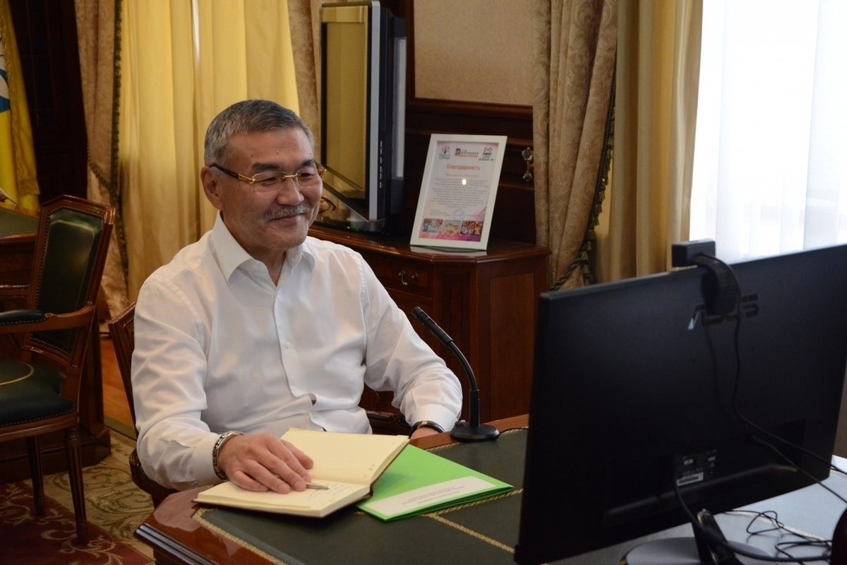 хасиков бату сергеевич глава республики калмыкия. председатель калмыкии. глава калмыкии бату хасиков.